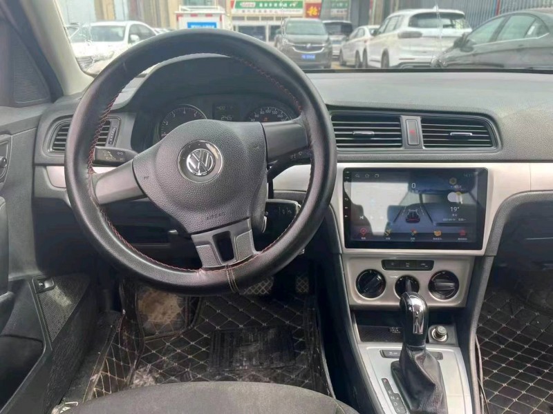 北京16年大众朗逸9