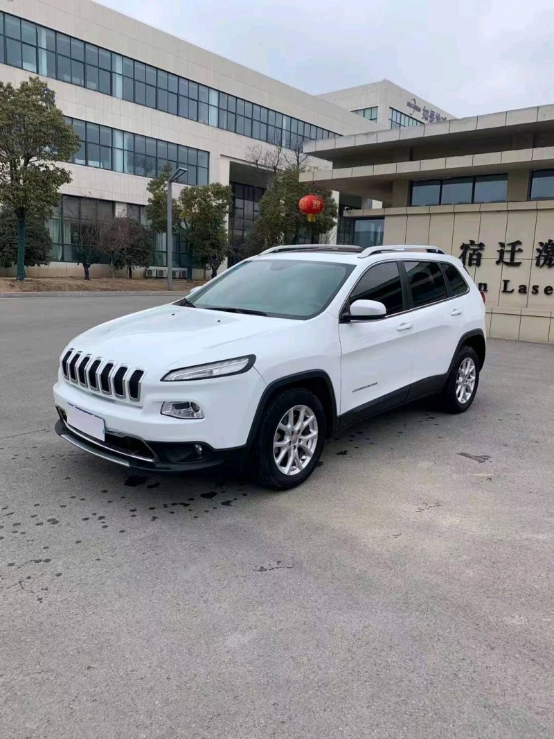 徐州18年Jeep自由光2