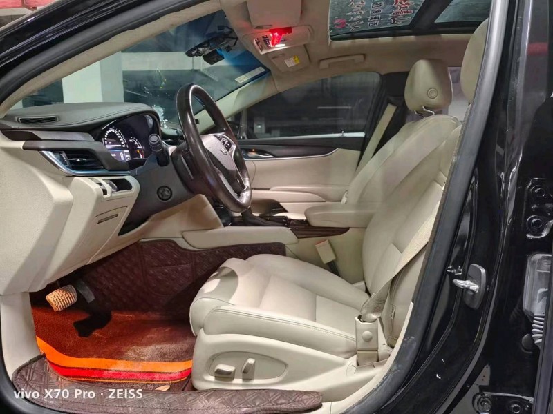 安顺17年凯迪拉克XTS5