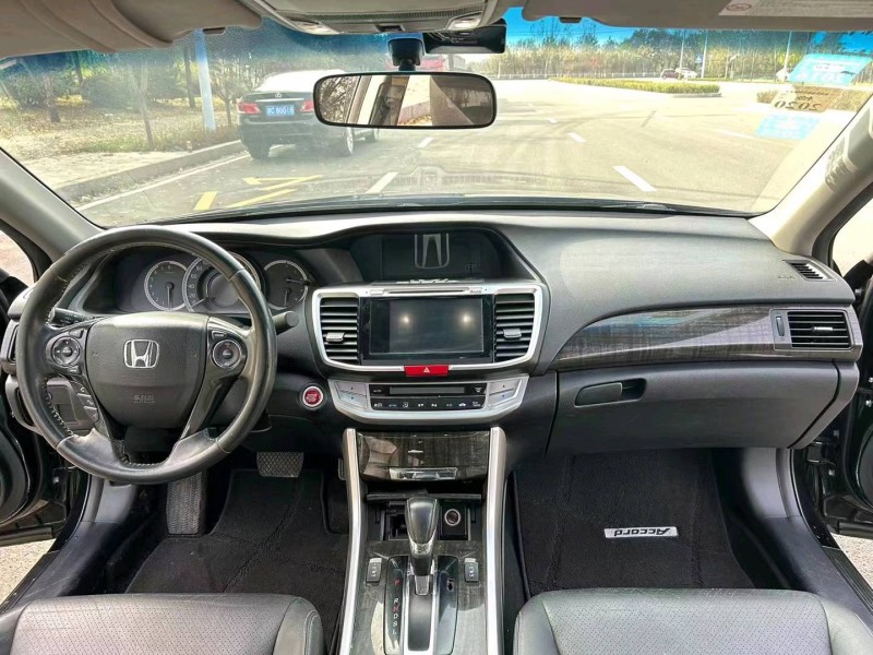 东营14年本田雅阁9