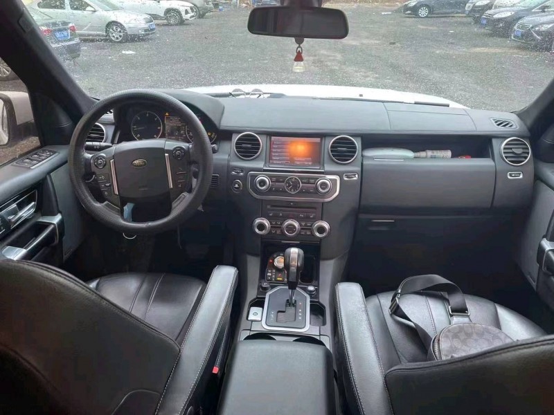 枣庄10年路虎发现8