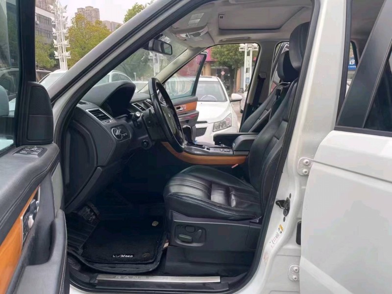 徐州13年路虎揽胜运动2