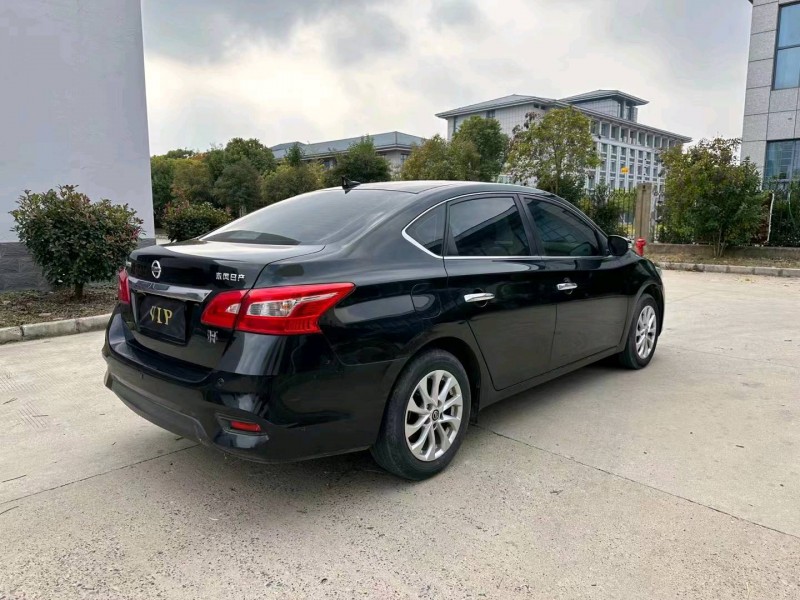 常州18年日產軒逸1