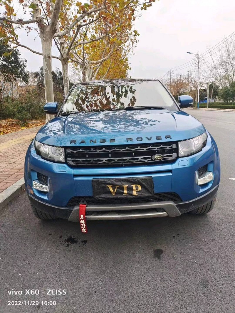 枣庄12年路虎揽胜极光(进口)1