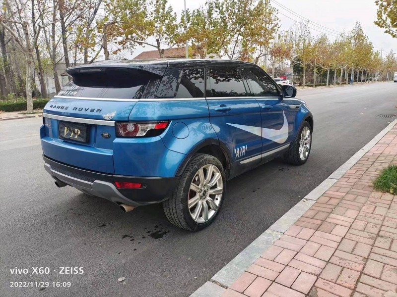 枣庄12年路虎揽胜极光(进口)5