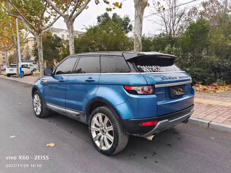 枣庄12年路虎揽胜极光(进口)7