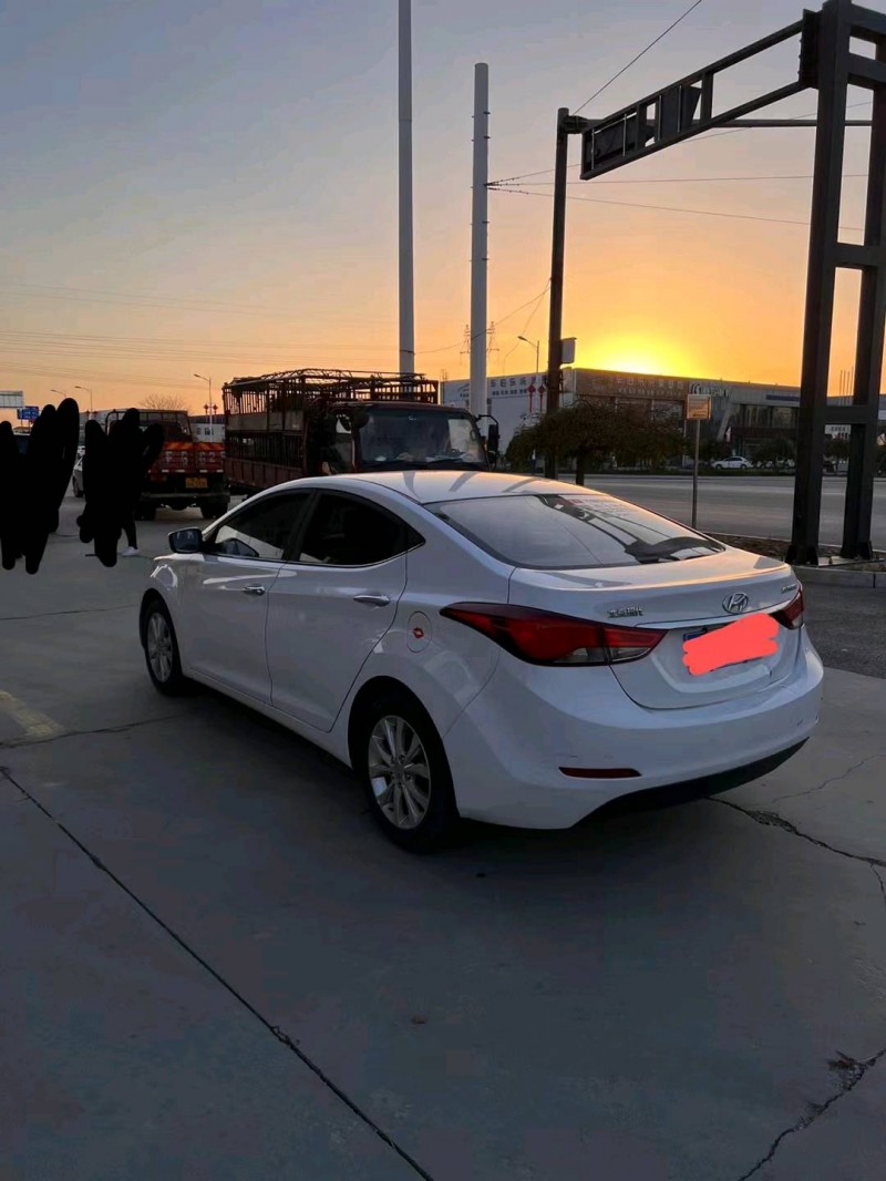 保定17年现代朗动7