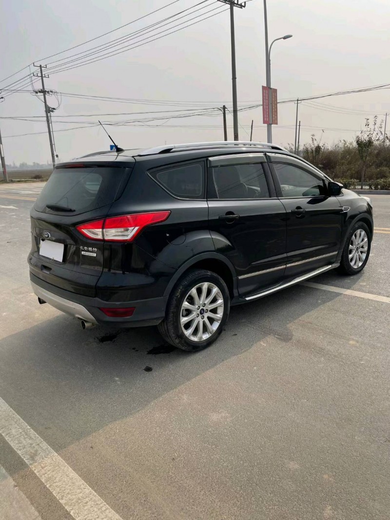 徐州15年福特翼虎7