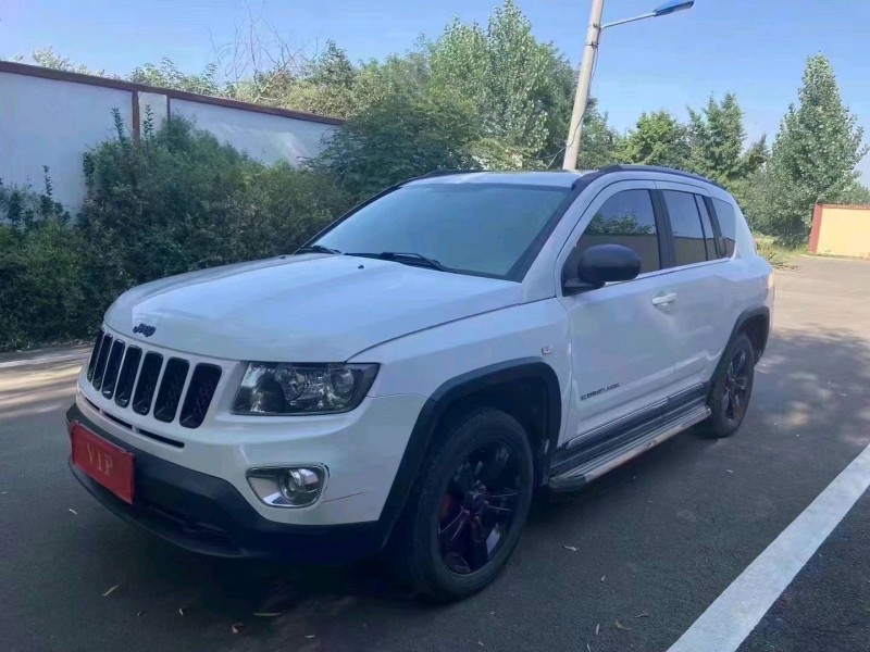 青岛15年Jeep指南者2