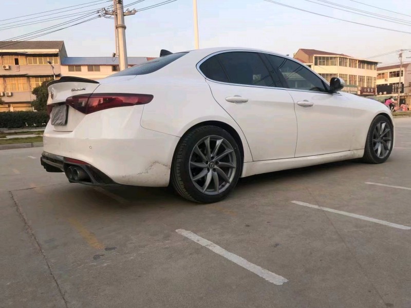常州17年阿尔法·罗密欧Giulia7