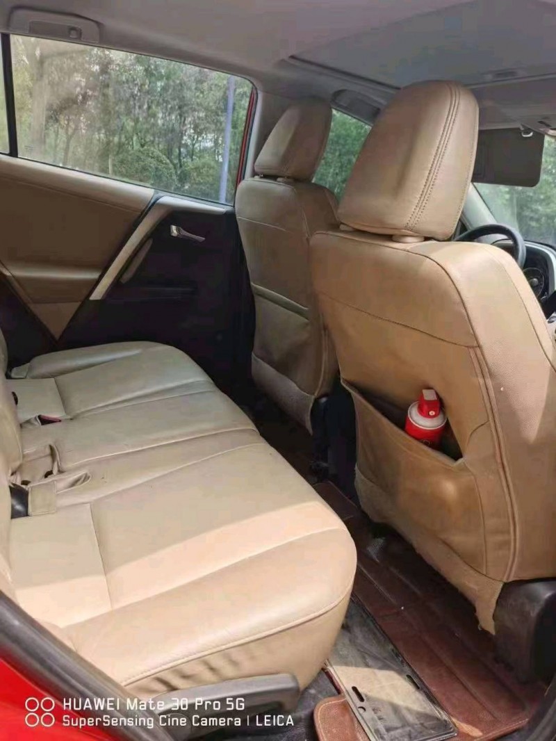临沂14年丰田RAV44