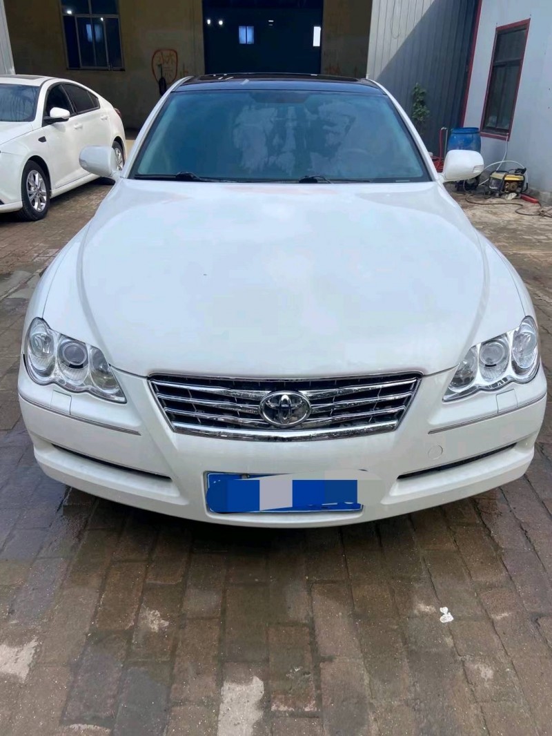 保定10年丰田锐志1