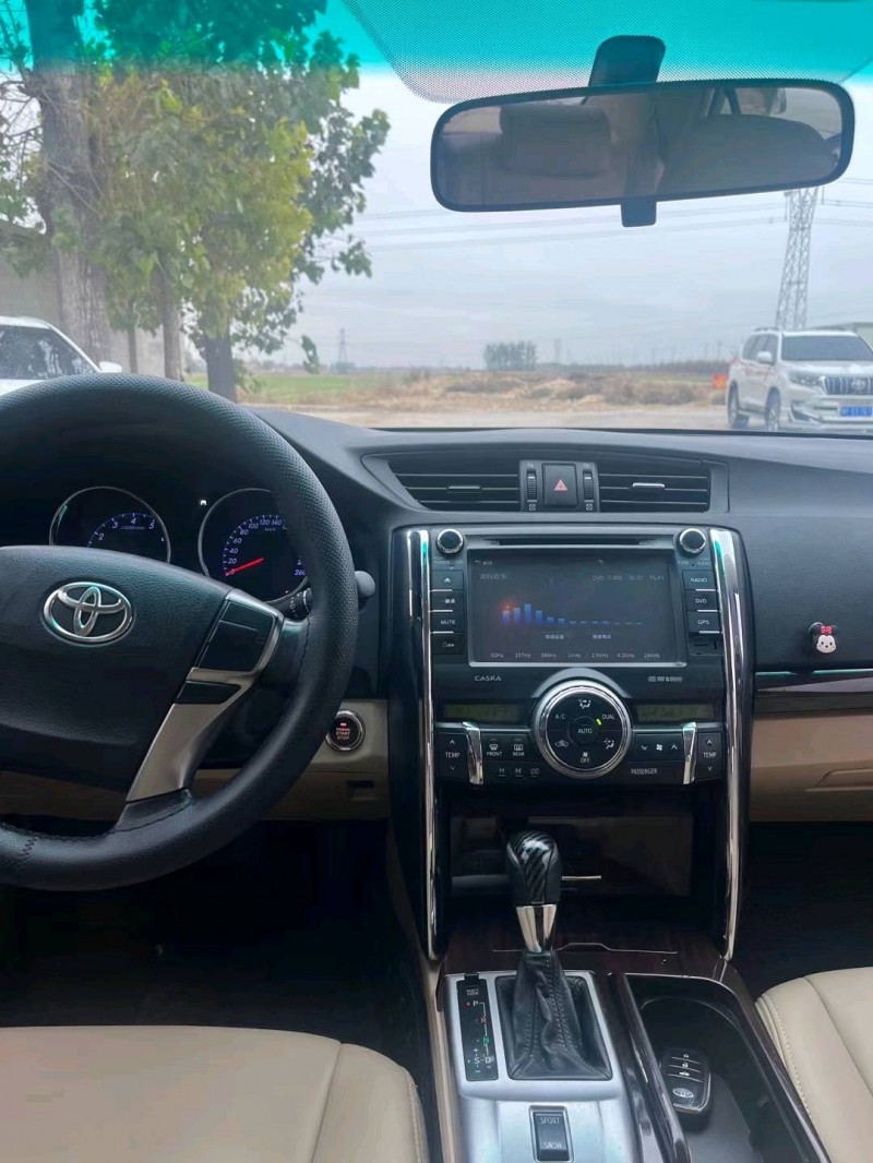 保定12年丰田锐志6