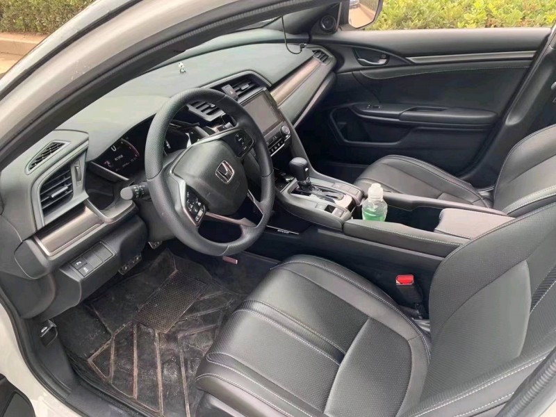 枣庄22年本田思域7