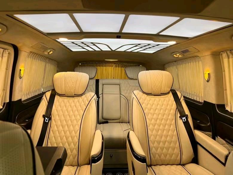 盐城21年奔驰威霆5