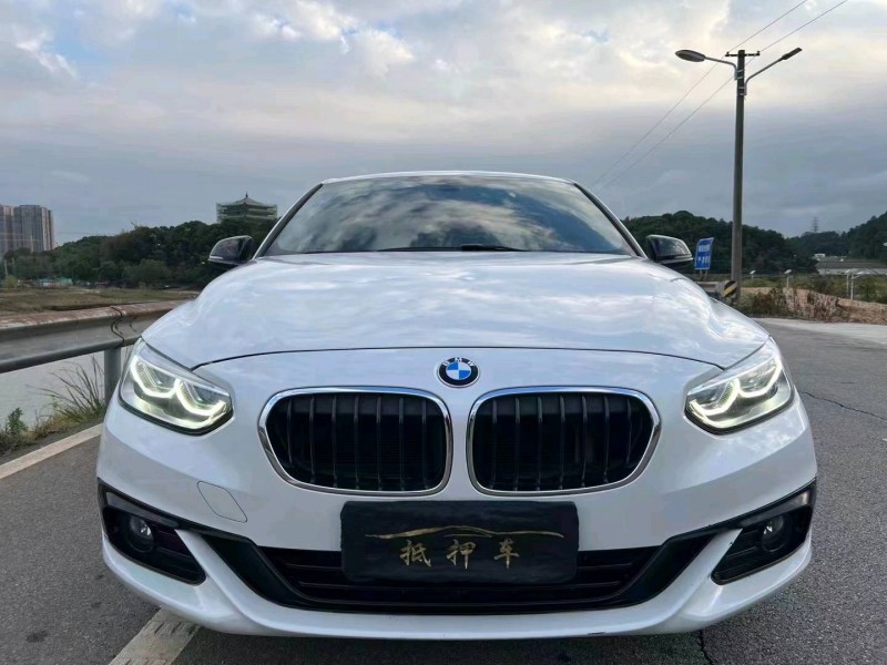 珠海17年宝马1系1