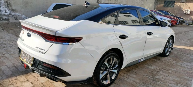 邢台20年现代菲斯塔8