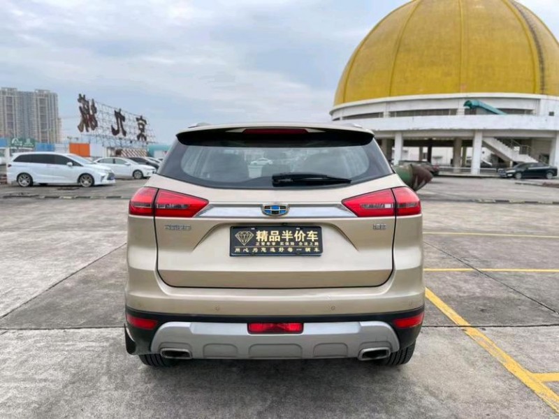 东莞16年吉利博越9