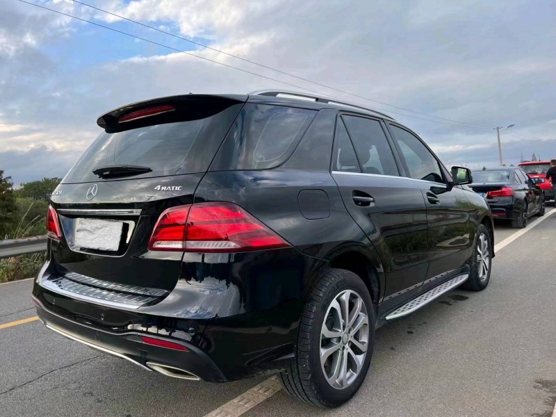 三明16年奔驰GLE4