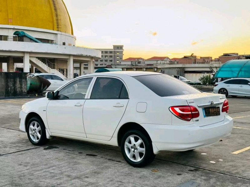 东莞13年丰田花冠2