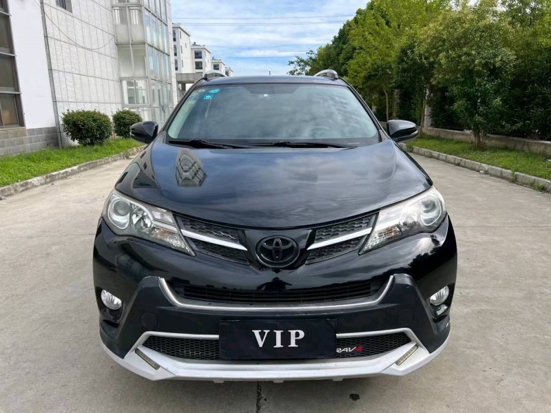 盐城13年丰田RAV4荣放1