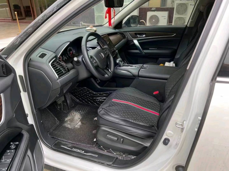 珠海19年本田冠道8