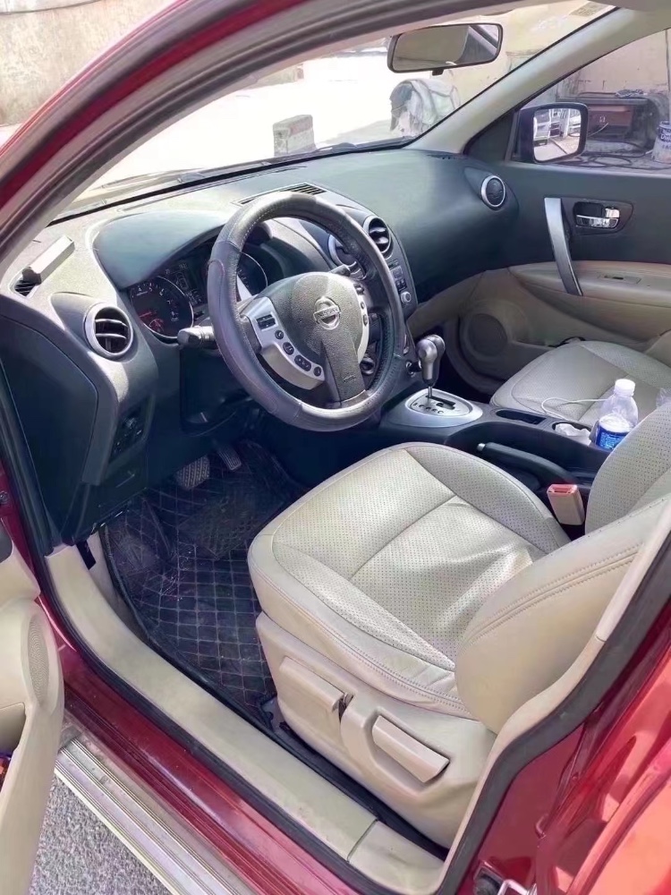 青岛13年日产逍客7