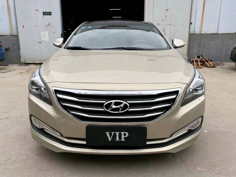 济宁15年现代名图1