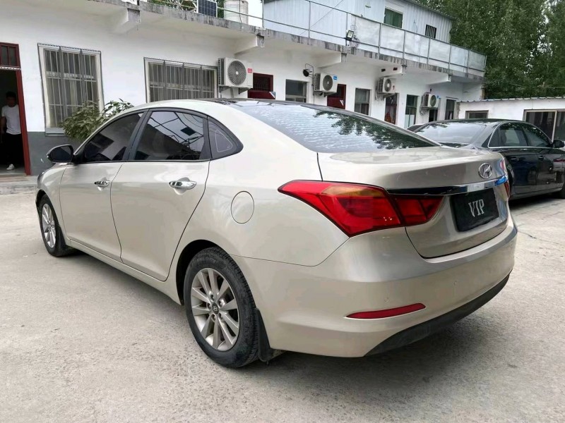 济宁15年现代名图6