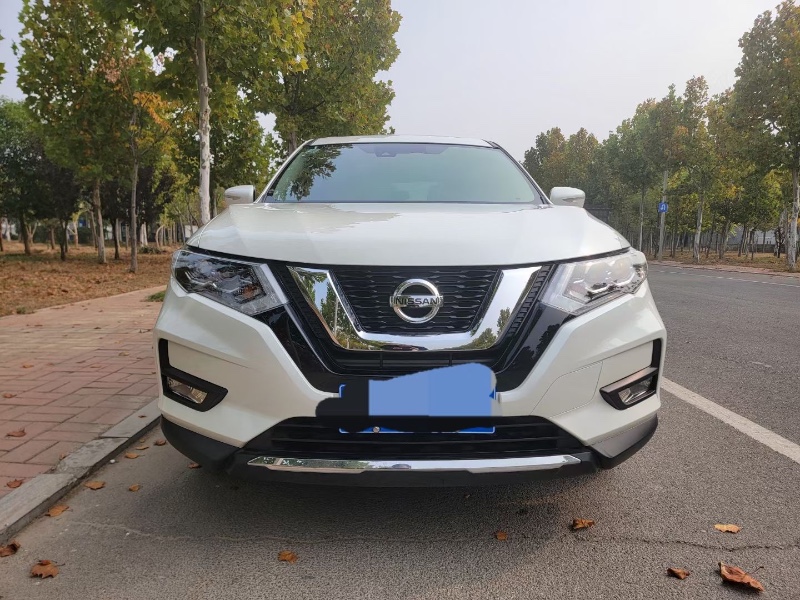 枣庄21年日产奇骏1