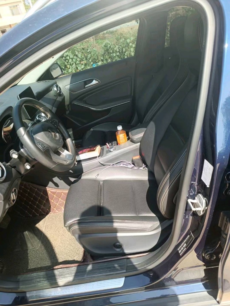 邯郸18年奔驰GLA5
