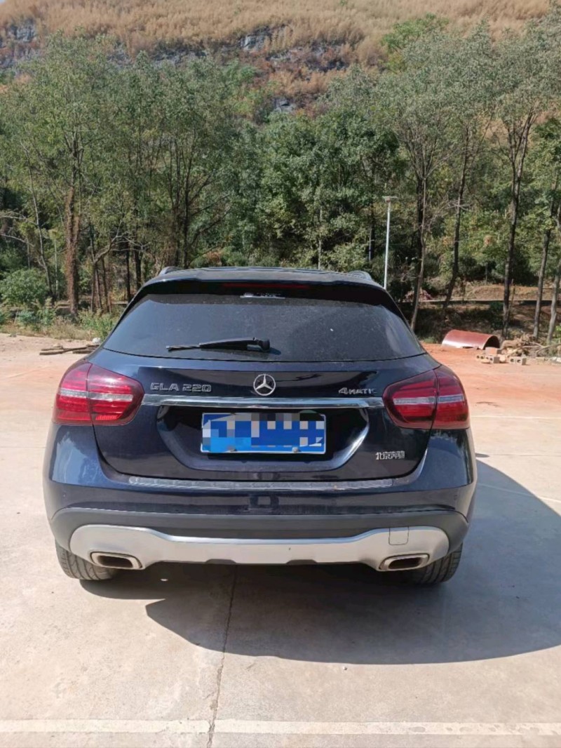 邯郸18年奔驰GLA4