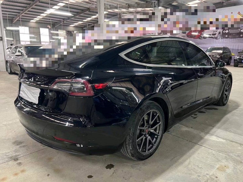 濟寧19年特斯拉MODEL 38