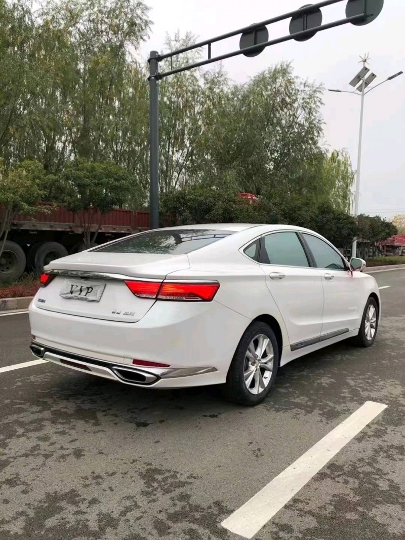 北京19年吉利博瑞9