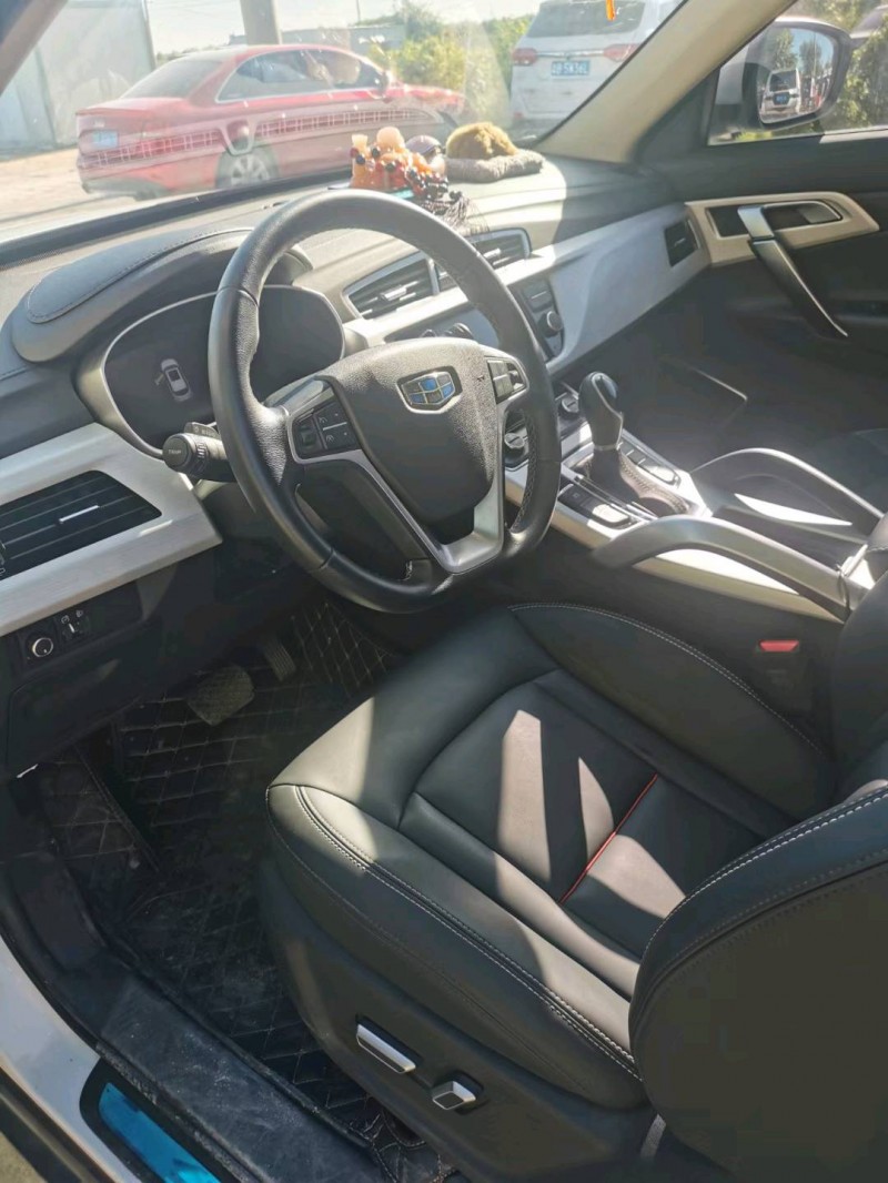 保定19年吉利博越6