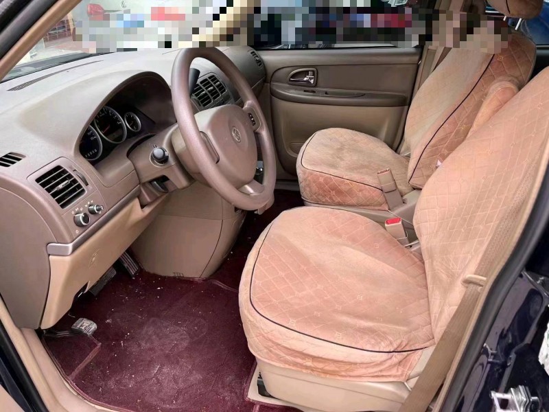 济宁14年别克GL83