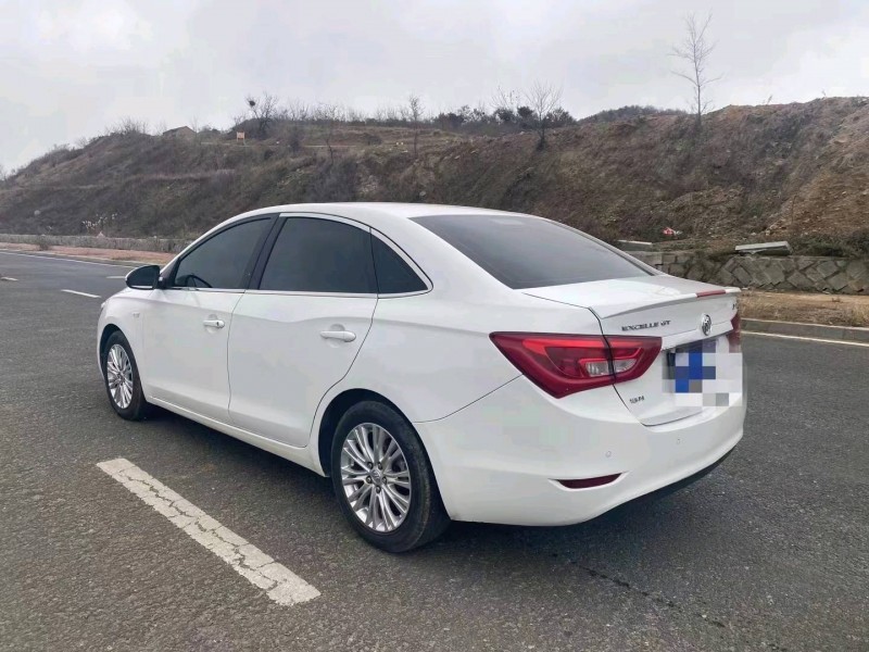 枣庄17年别克英朗GT6