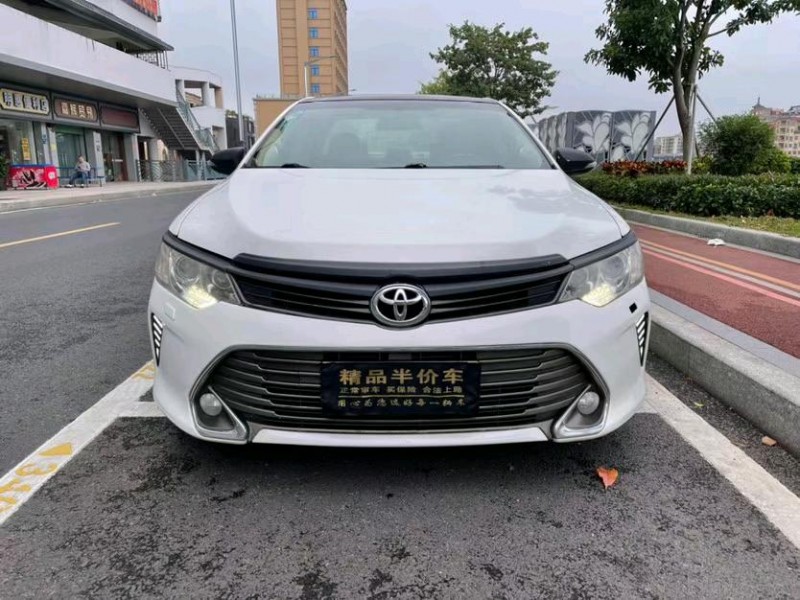 东莞15年丰田凯美瑞3