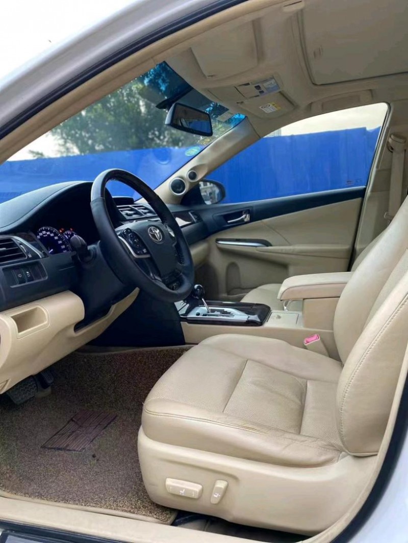 东莞15年丰田凯美瑞6