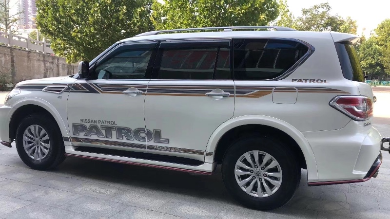 潍坊18年日产途乐3