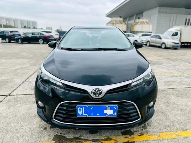 东莞17年丰田雷凌1