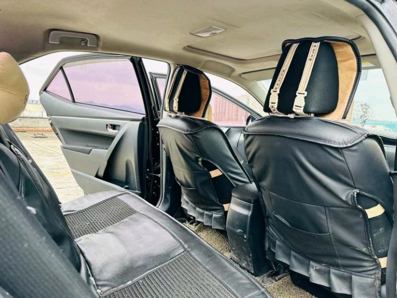 东莞17年丰田雷凌6