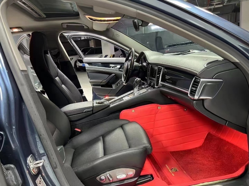 成都13年保时捷帕拉梅拉6