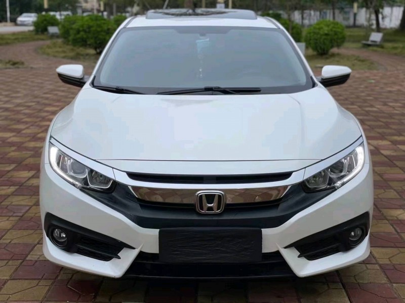 汕头18年本田思域1