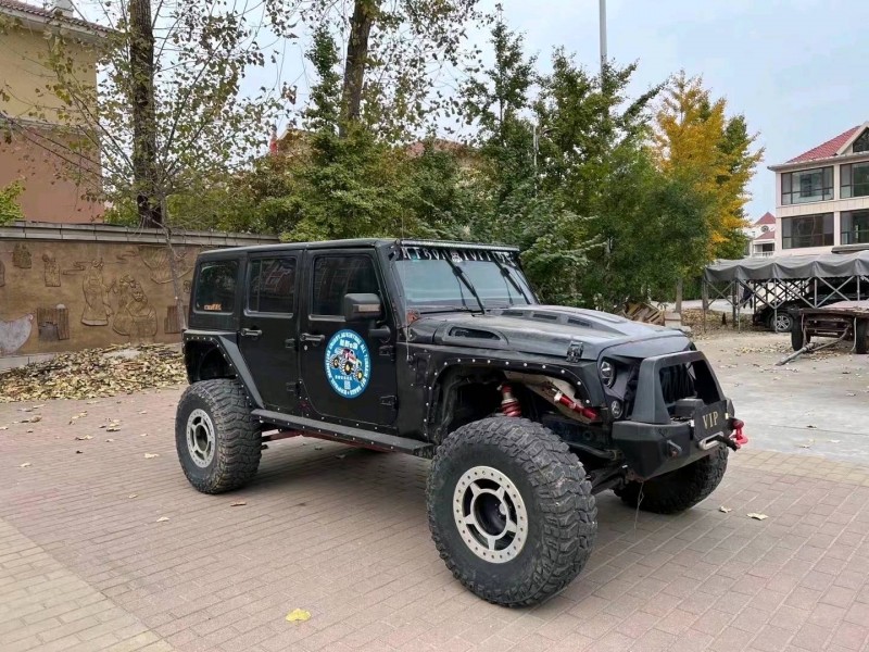 青岛11年Jeep牧马人5