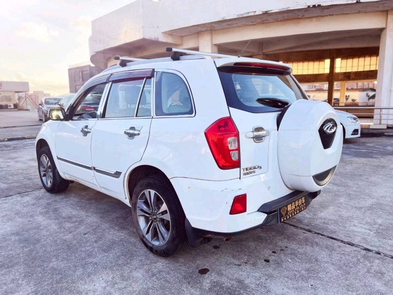 东莞15年奇瑞瑞虎38