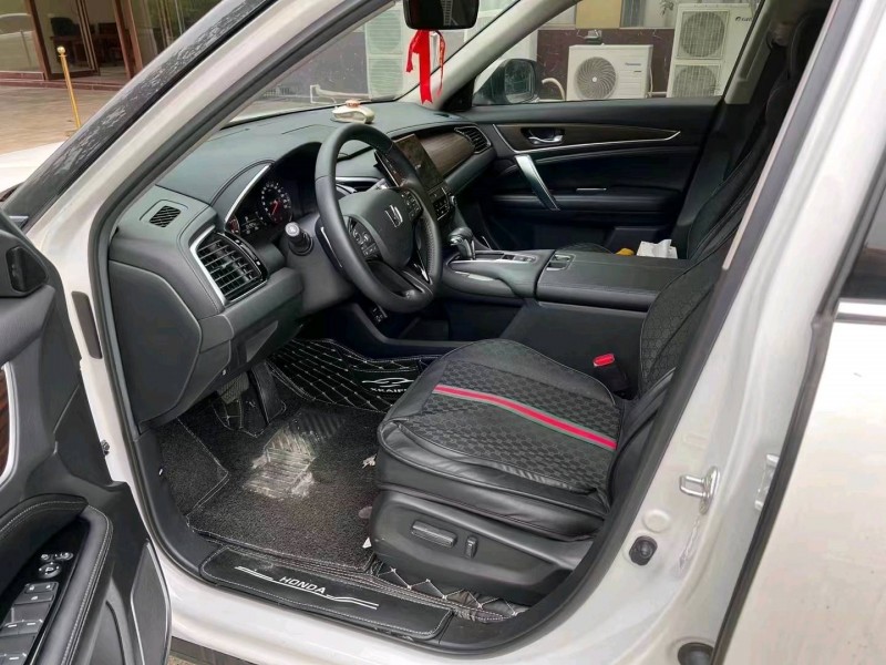 汕头19年本田冠道8