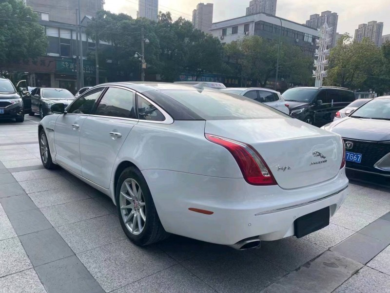 徐州14年捷豹XJL7