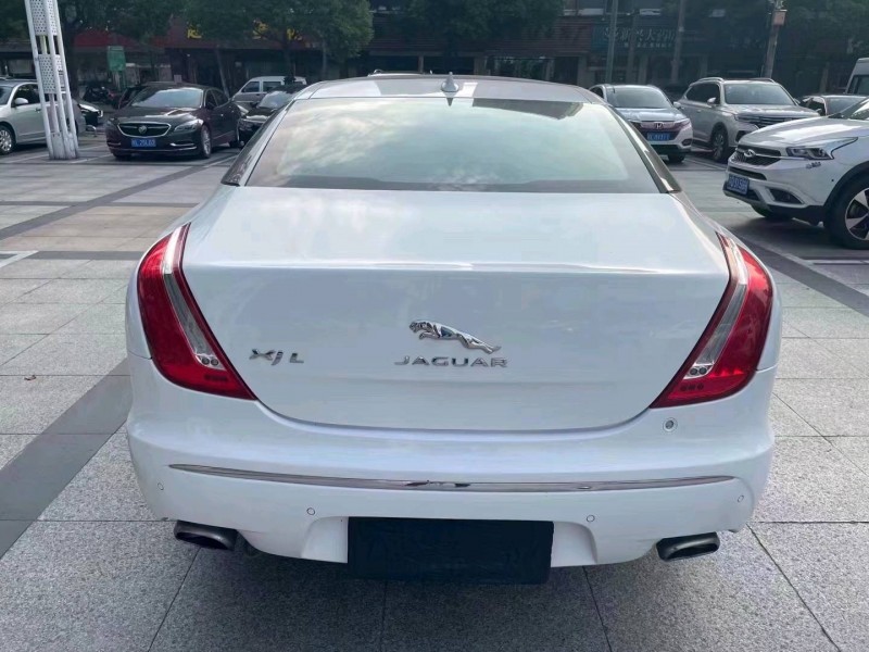 徐州14年捷豹XJL9