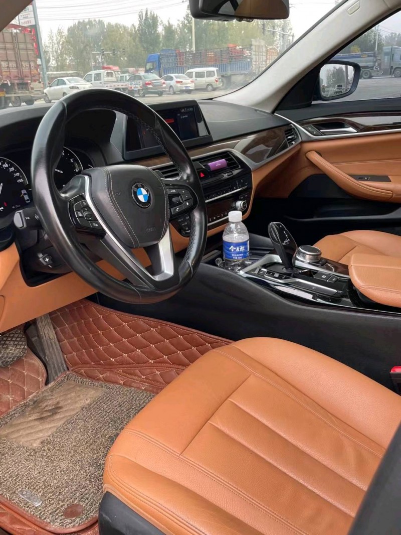 保定18年宝马5系4